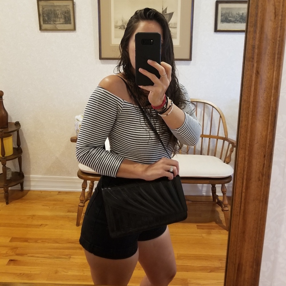 ✳2 for 10✳Fabulous vintage eel skin purse